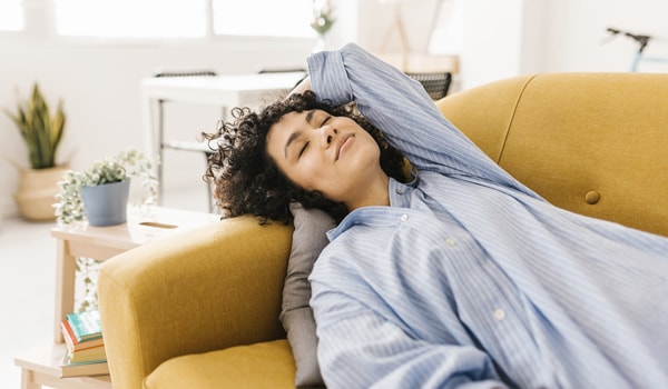 Los 9 artículos para ayudarte a dormir mejor más valorados en