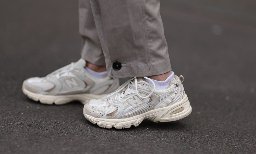 10 zapatillas blancas de entretiempo de Converse, Puma o Balance