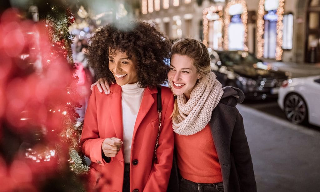 Sorprende a tu mejor amiga con estas ideas de regalos de Navidad súper especiales