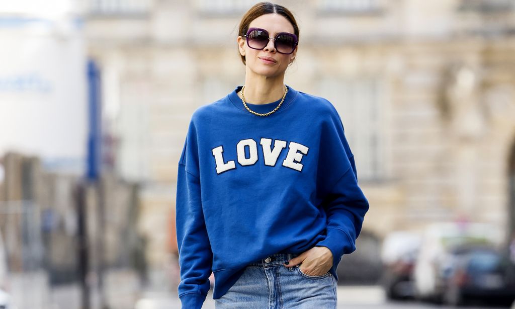 9 sudaderas de mujer comodísimas y de tendencia que hemos localizado en las rebajas