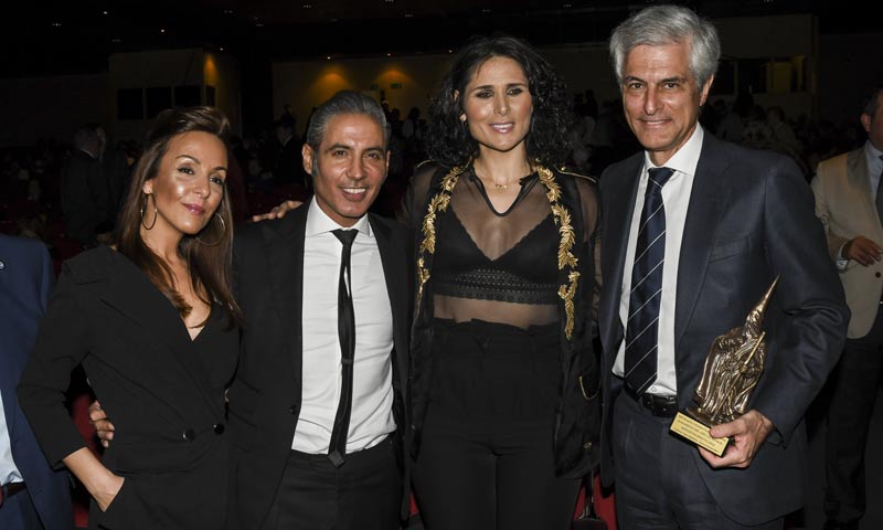 Rosa López, Pitingo y Adolfo Suárez se dan cita en la gala de los 'Premios Cofrades'