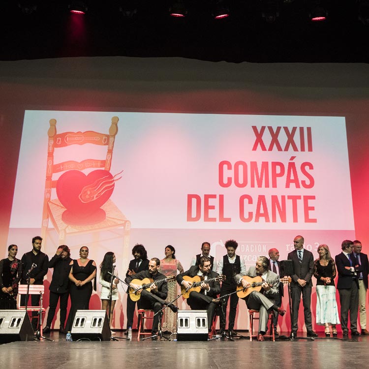 El mundo del flamenco entrega su premio 'Compás del cante'