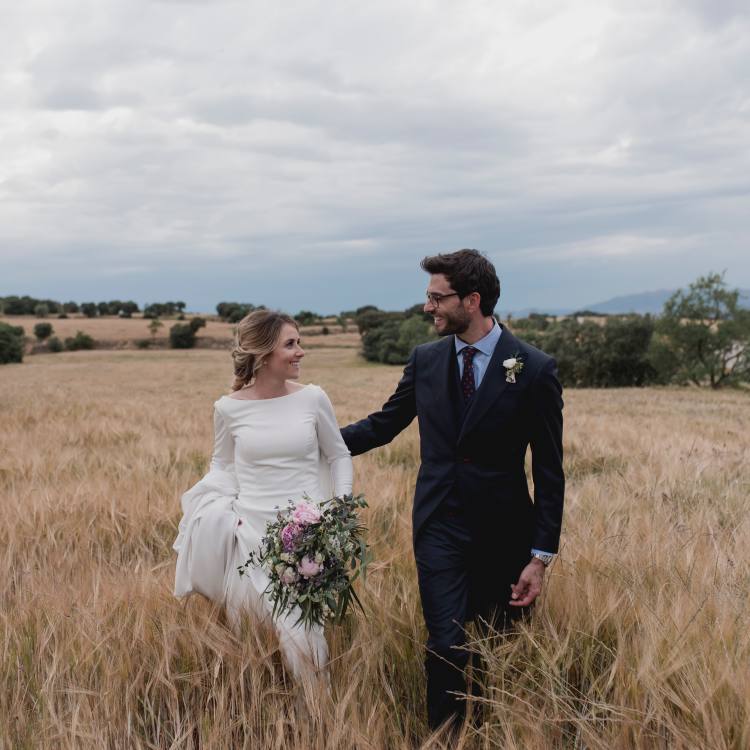 La boda de Patricia y Adrià en la masía Els Arquells 