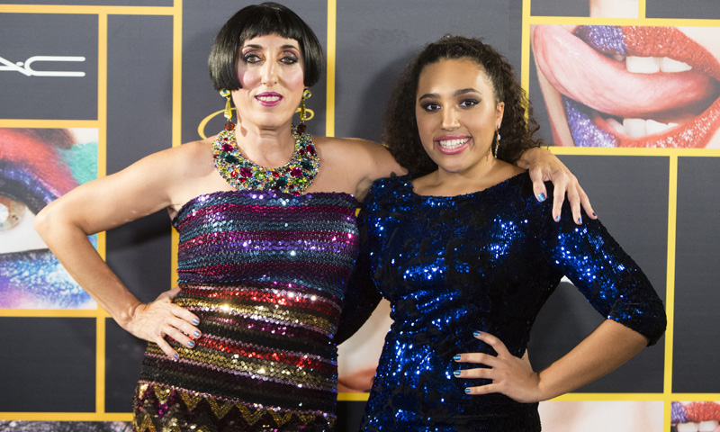 Rossy de Palma celebra el lanzamiento de su línea de maquillaje con sus hijos y muchos amigos