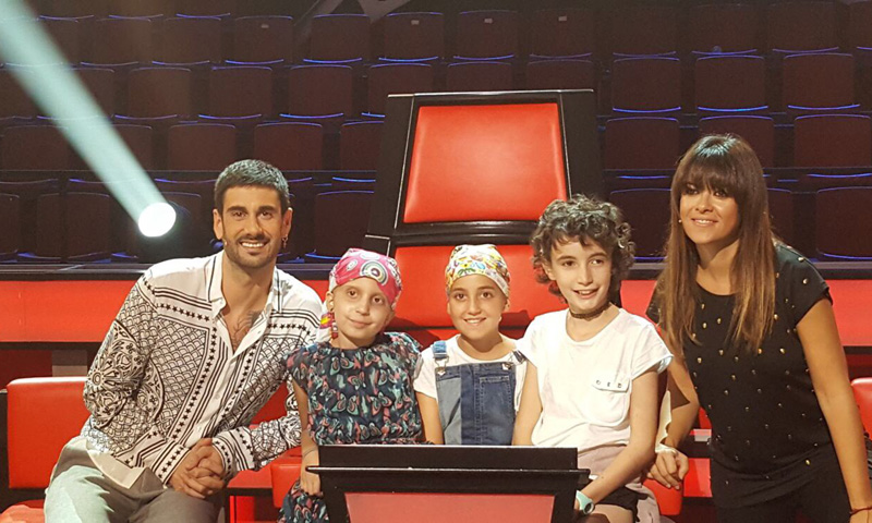 Melendi, Vanesa Martín y David Bisbal alzan ‘La Voz’ contra el cáncer infantil