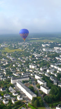 a_vuelo-en-globo-sobre-el-L