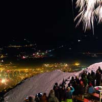 Feliz Año Nuevo en las montañas de Innsbruck 