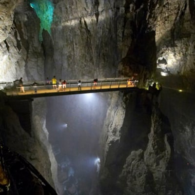 Recorre una de las cuevas más sorprendentes del mundo en una experiencia única