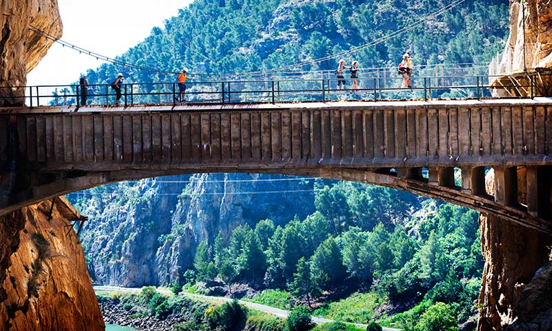 Por el Caminito del Rey, ¿te atreves a un paseo por desfiladeros de vértigo?