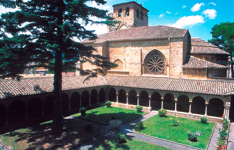 Estella-Lizarra-iglesia-san-pedro