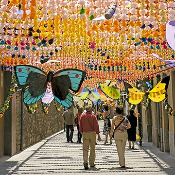 Flores y mucha fantasía para celebrar este finde en Barcelona la fiesta del Corpus