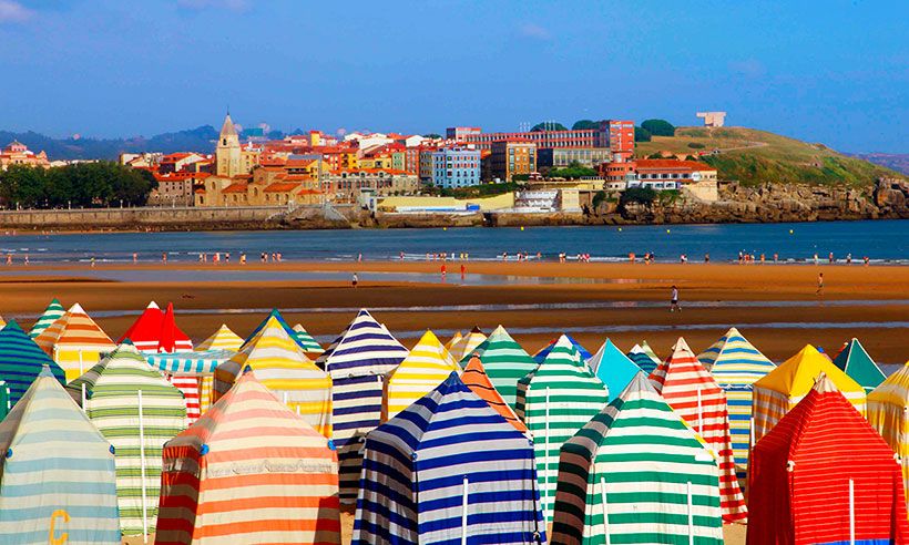 Gijón, la mejor ciudad con playa de España para nuestros lectores