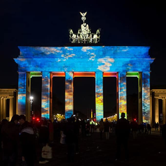 Berlín, invadida en octubre por la luz 