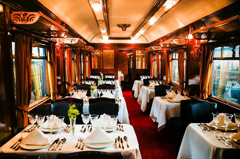 Gastrorail-restaurante-museo-ferrocarril-madrid