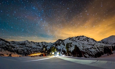 Una noche en una caravana en las montañas nevadas de Andorra