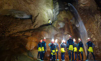La cueva de Valporquero, la última aventura de David Bisbal
