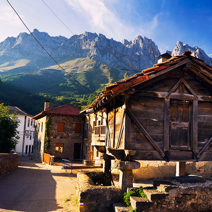 Picos de Europa en 11 instantáneas, un paseo por sus pueblos, desfiladeros, lagos…