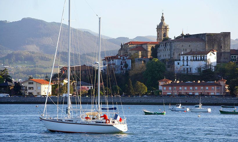 Hondarribia-barcos-costa