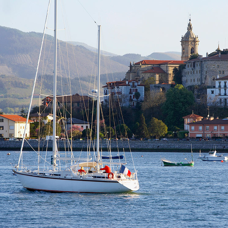 Hondarribia, un pueblo marinero para pasarse el verano junto al mar