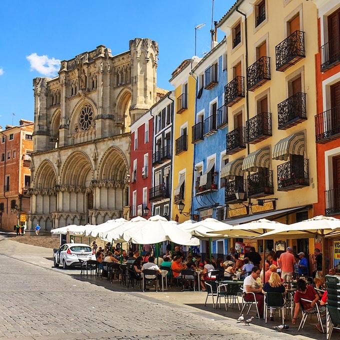Cuenca, la ciudad colgada y abstracta, en 10 imprescindibles