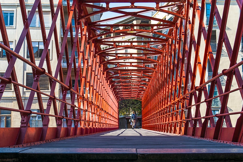 Puente-Girona-rojo
