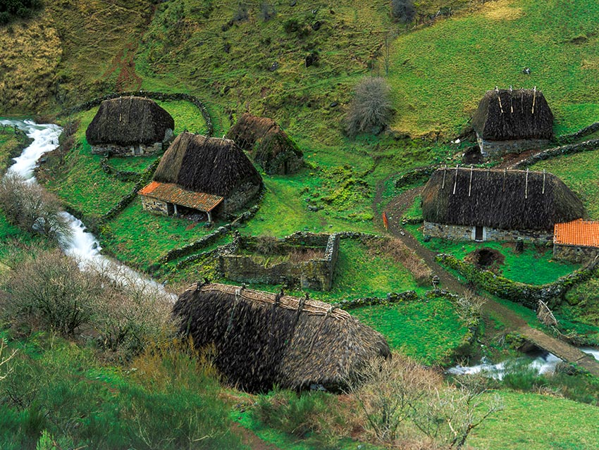 Brana-de-la-Pornacal-Parque-Natural-de-Somiedo-asturias