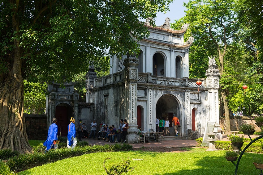 Hanoi-templo-literatura