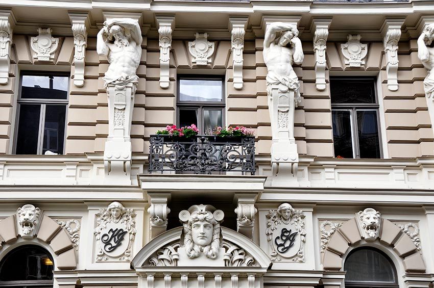 RIGA-Barrio-ART-NOUVEAU-Calle-ELIZABETES-33-EISENSTEIN_a