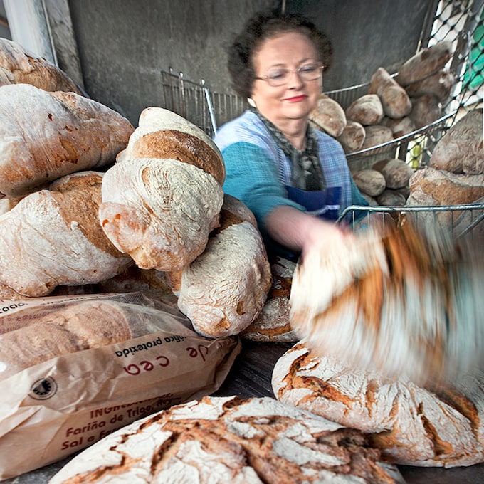 Un viaje a 10 pueblos felices con el pan como protagonista