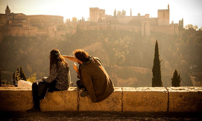 Y el destino más romántico para besarse es... el mirador de San Nicolás