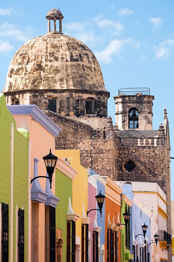 mexico-campeche-casas-colores