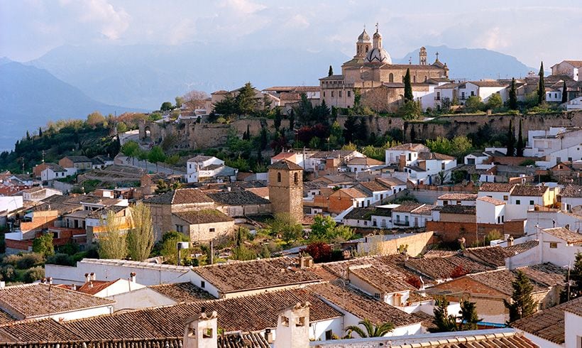 Úbeda y Baeza, dos ciudades monumentales entre olivos para este finde