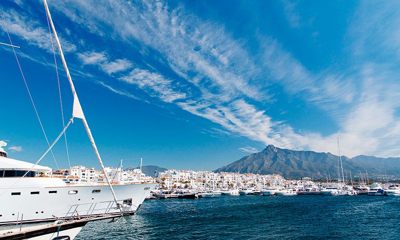 Puerto Banús, un destino del buen vivir donde desconectar este verano