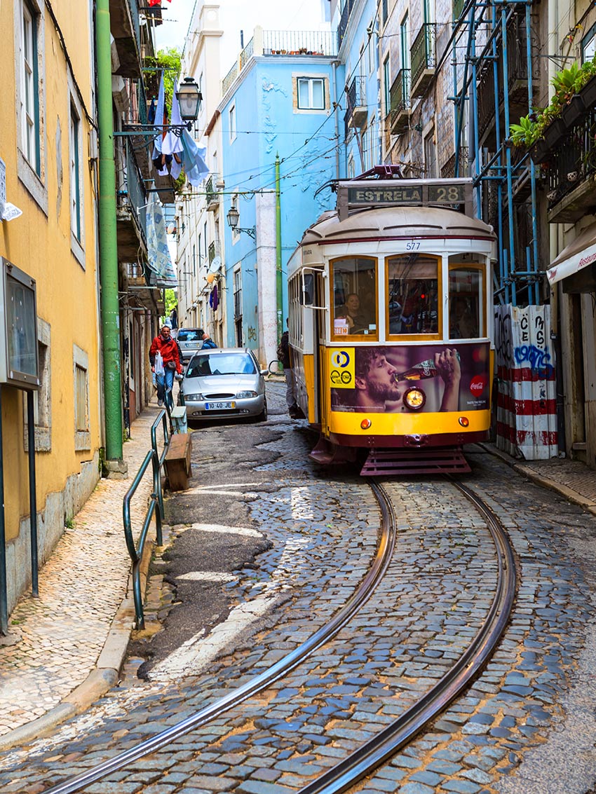 Tranvía número 28 de Lisboa (Portugal)  Tranvia-28-11a-a
