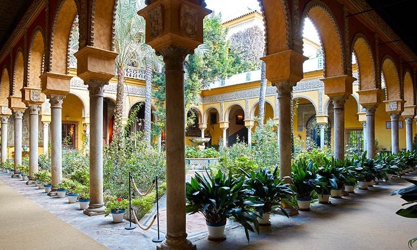 Un paseo de arte por Las Dueñas, la residencia sevillana de los Alba