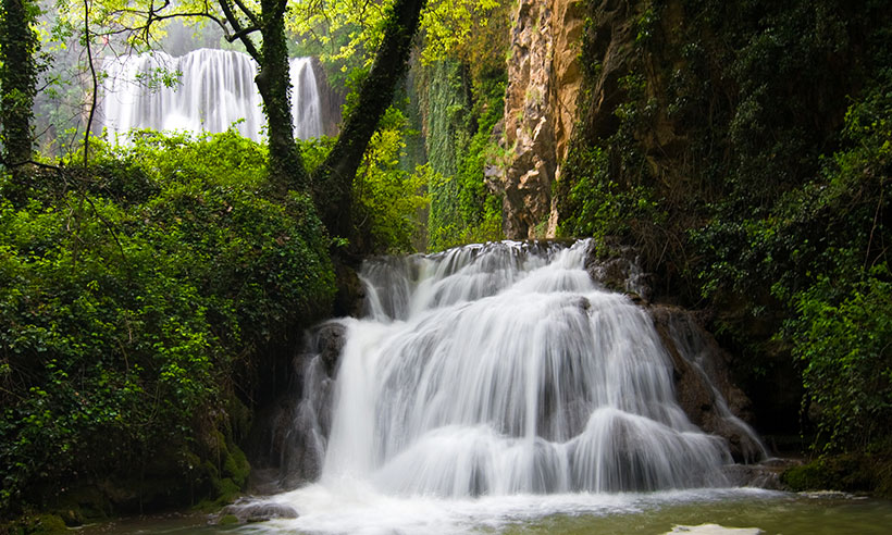 Cómo descubrir el Monasterio de Piedra, un clásico entre las excursiones de un día