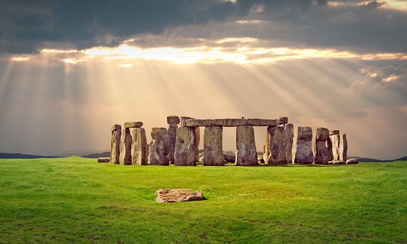 Stonehenge, el lugar más mágico y misterioso para estrenar el verano