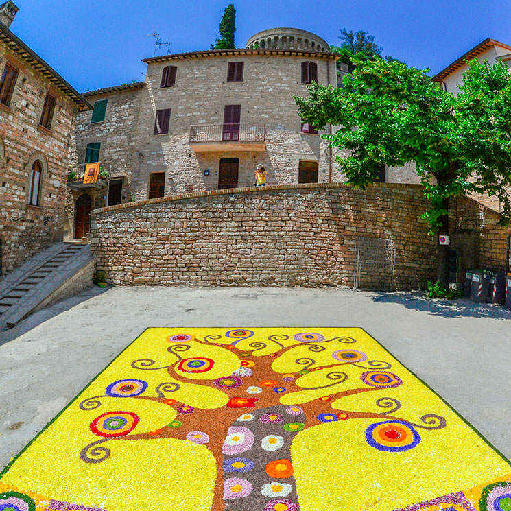 Spello, el pueblo italiano para los amantes de las flores, celebra el Corpus Christi