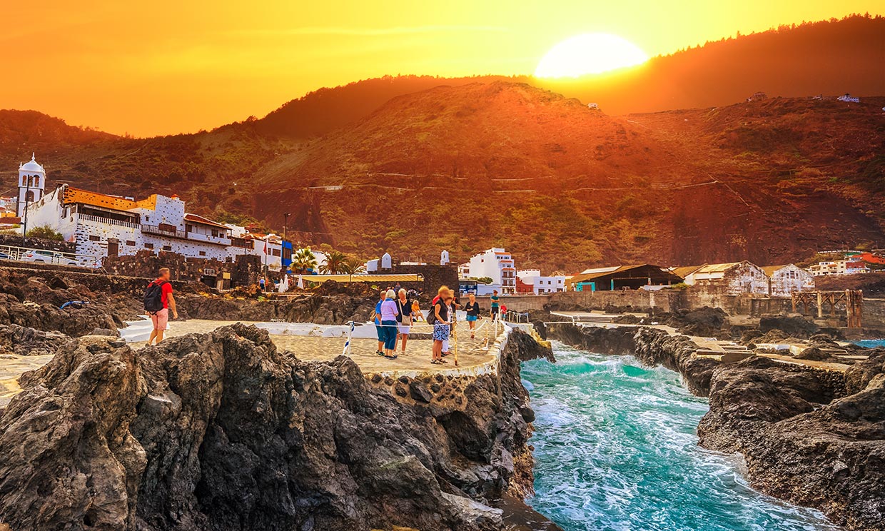 Piscinas naturales para estar a remojo (y desmárcate de la playa)