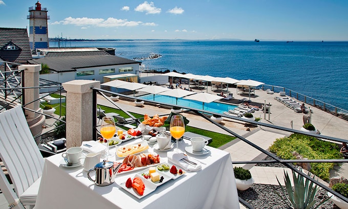 Farol-hotel-oceano-costa-portugal