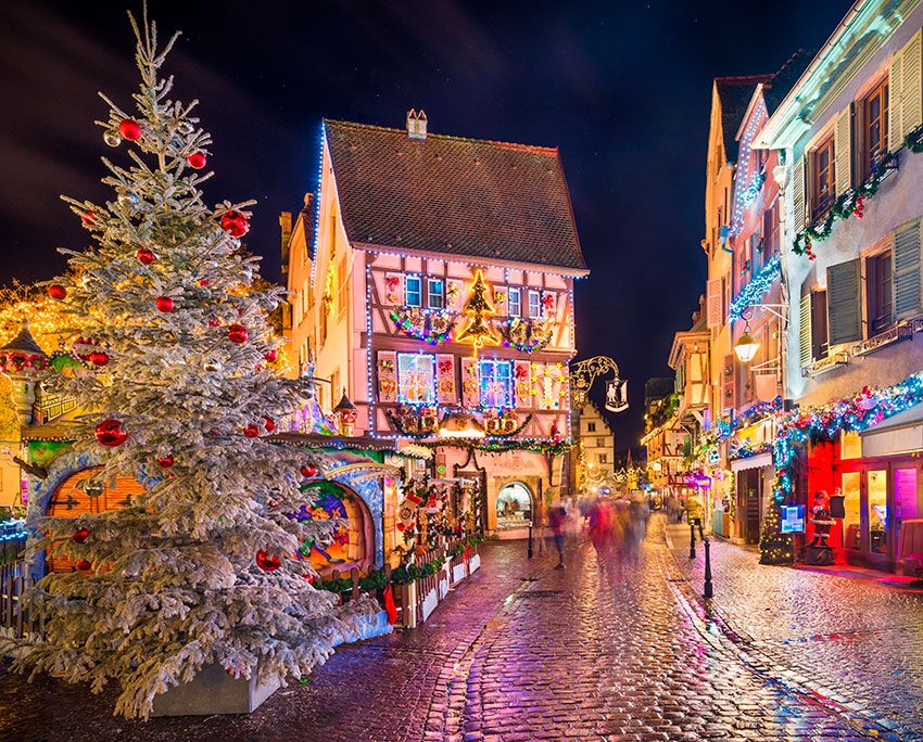 https://www.hola.com/imagenes/viajes/20191129155293/los-mercadillos-de-navidad-mas-bonitos-de-europa/0-753-201/mercadillo-navidad-colmar-a.jpg