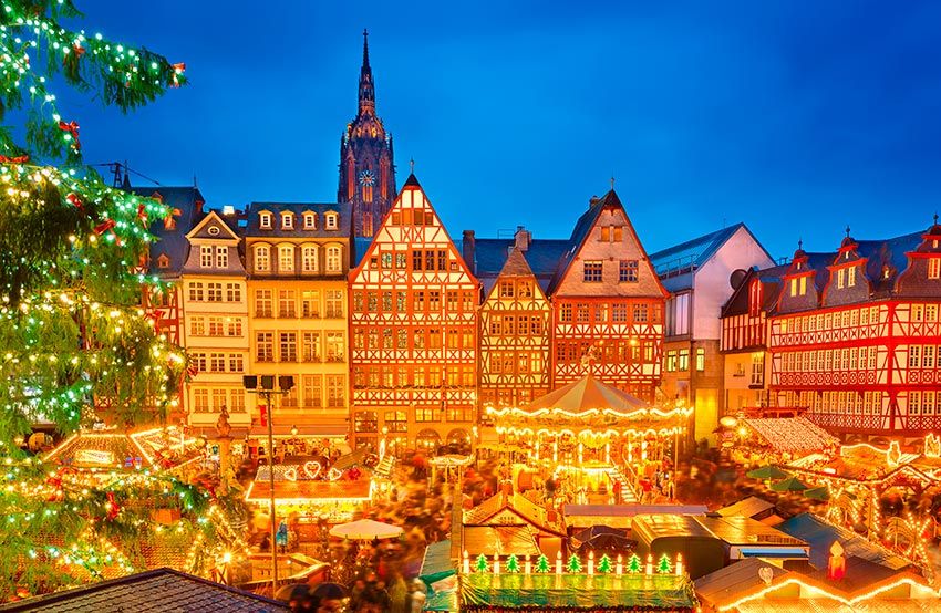 https://www.hola.com/imagenes/viajes/20191129155293/los-mercadillos-de-navidad-mas-bonitos-de-europa/0-753-204/mercadillo-navidad-frankfurt--a.jpg