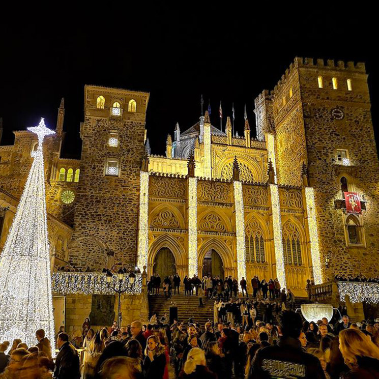 Guadalupe, el pueblo extremeño de la Navidad que va a dar las campanadas