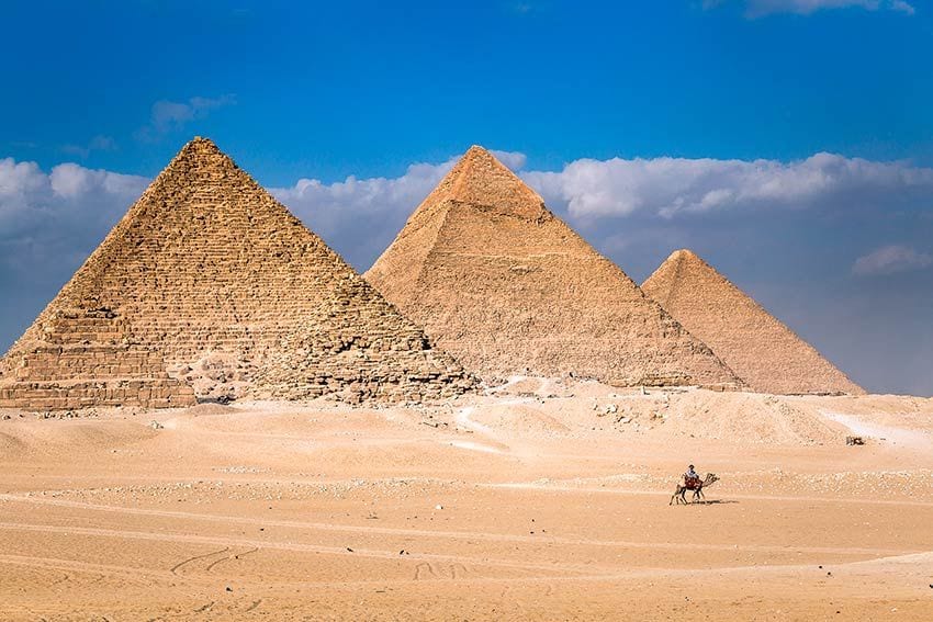 tres-piramides-giza-egipto-a.jpg