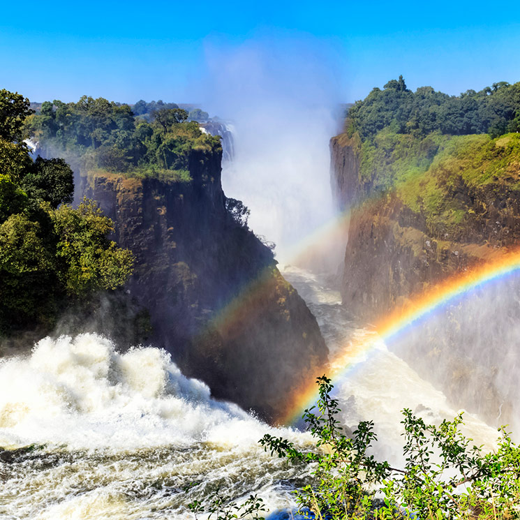 Cataratas Victoria, un espectáculo natural en el corazón de África