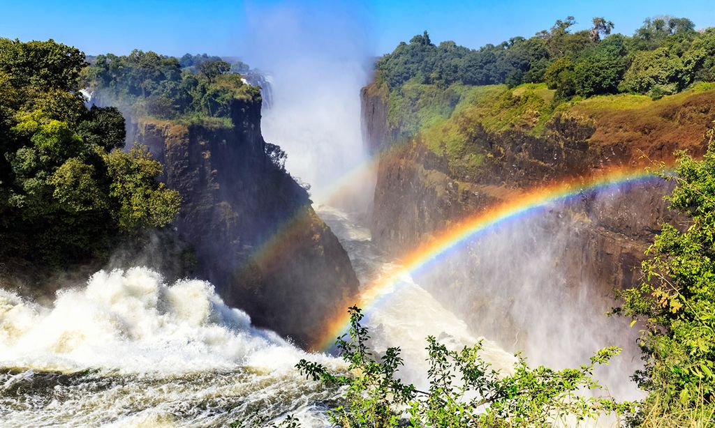Cataratas Victoria, un espectáculo natural en el corazón de África