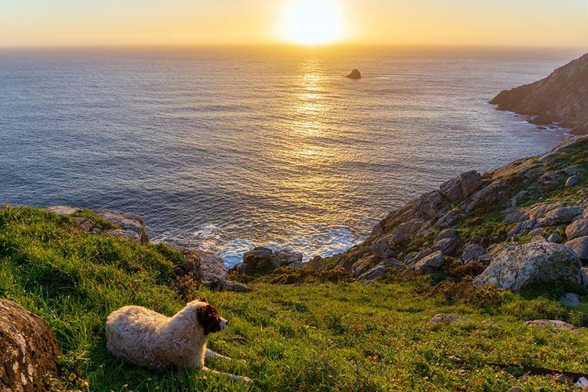 Finisterre, una puesta de sol en el fin del mundo