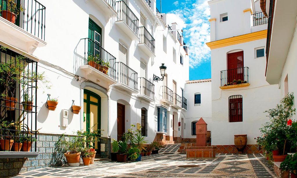 Málaga más allá del mar, por sus pueblos más desconocidos