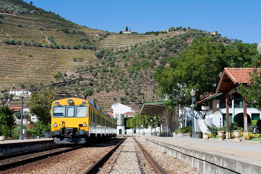 Pinhao-ESTACION-PORTUGAL