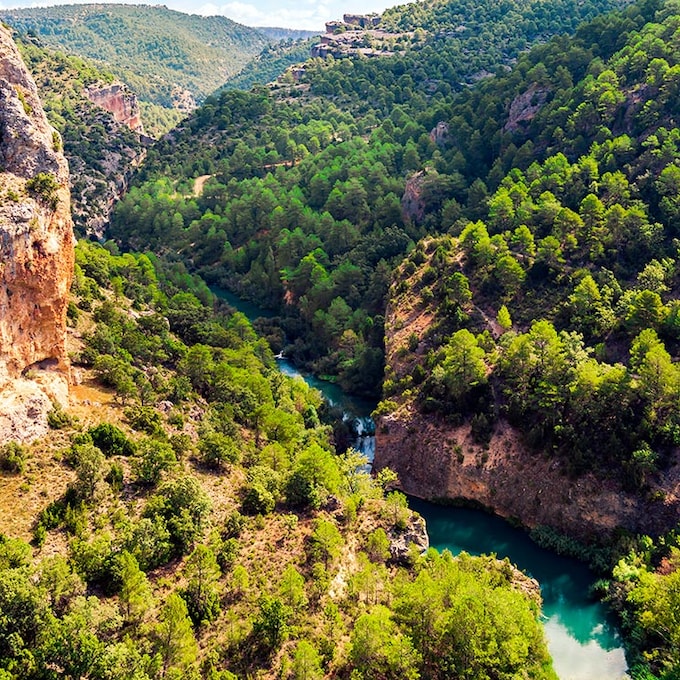 ¿Ganas de naturaleza? Diez excursiones en Castilla-La Mancha para disfrutar al aire libre